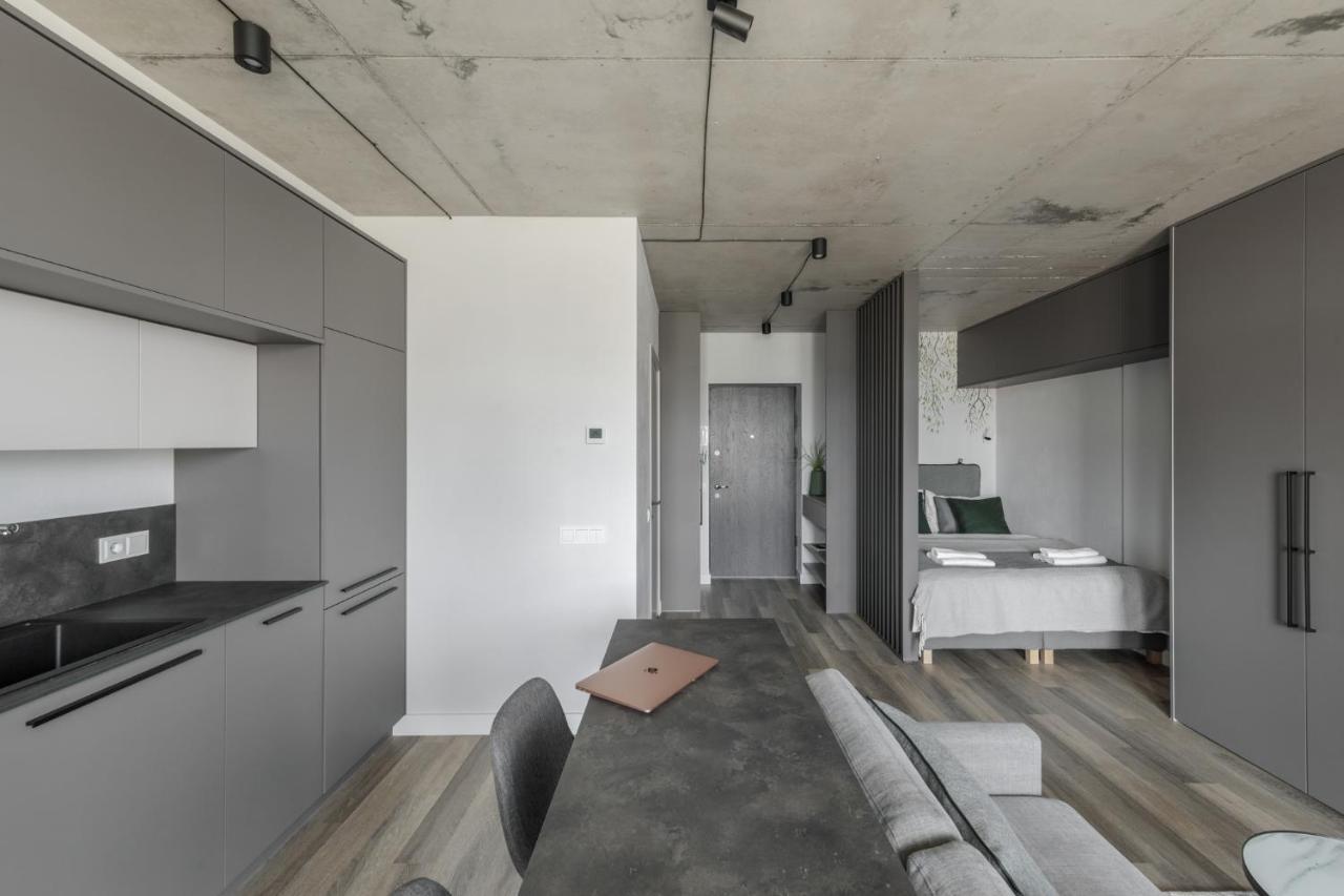 Urban Jungle Apartments By Reside Baltic فيلنيوس المظهر الخارجي الصورة