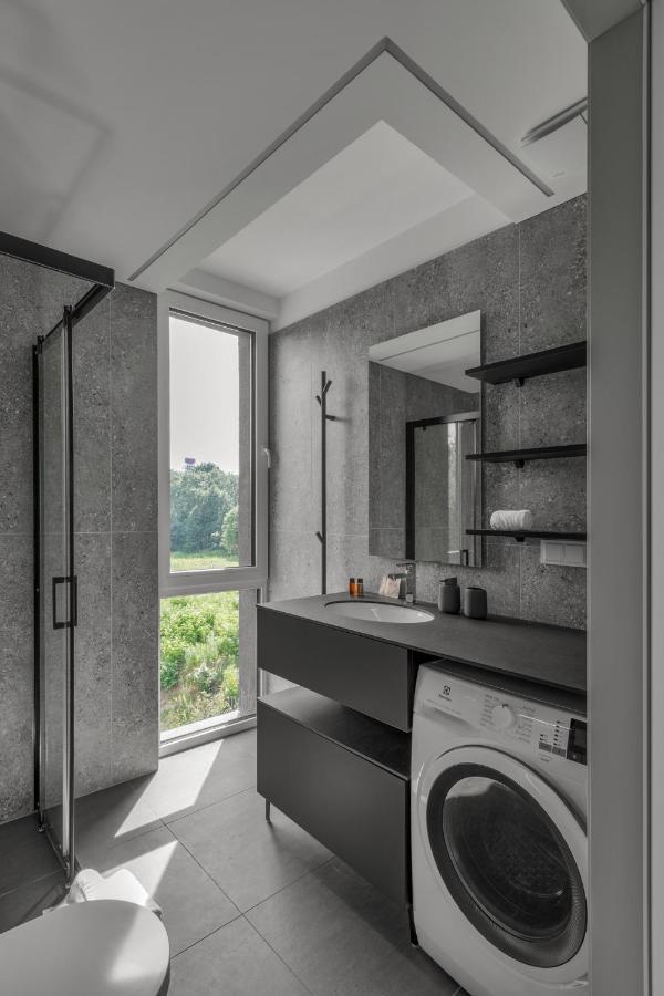 Urban Jungle Apartments By Reside Baltic فيلنيوس المظهر الخارجي الصورة