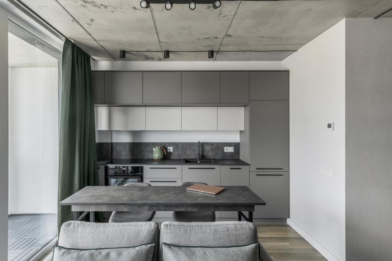 Urban Jungle Apartments By Reside Baltic فيلنيوس المظهر الخارجي الصورة