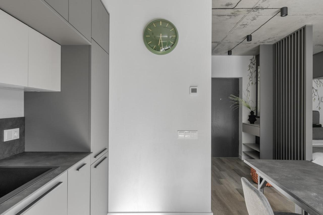 Urban Jungle Apartments By Reside Baltic فيلنيوس المظهر الخارجي الصورة